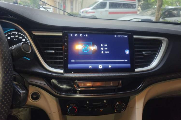 Used Buick GT 2015 15N Automatic Elite Version Audio And AC Panel