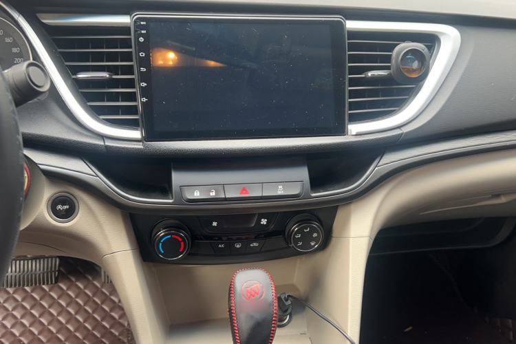 Used Buick GT 2015 15N Automatic Elite Version Audio And AC Panel