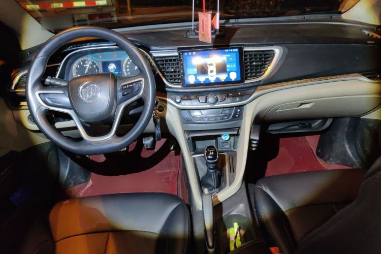 Used Buick GT 2015 15N Manual Luxury Version Center Console