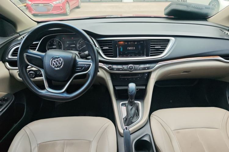 Used Buick GT 2015 15N Automatic Deluxe Edition Center Console