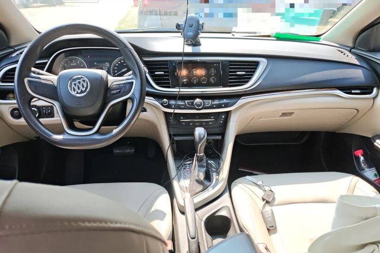 Used Buick GT 2015 15N Automatic Deluxe Edition Center Console