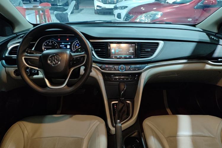 Used Buick GT 2015 15N Automatic Deluxe Edition Center Console