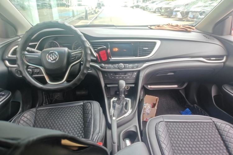 Used Buick GT 2015 15N Automatic Deluxe Edition Center Console