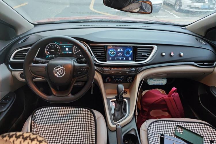 Used Buick GT 2015 15N Automatic Elite Version Center Console