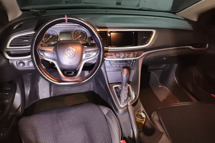 Used Buick GT 2015 15N Automatic Deluxe Edition Center Console
