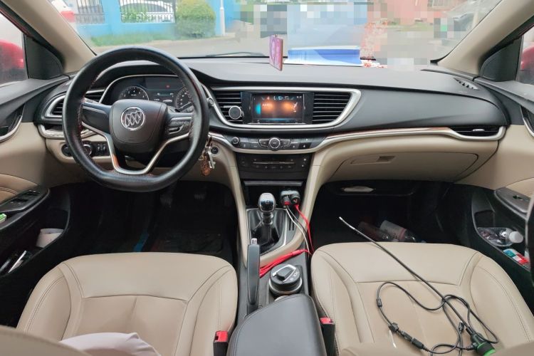 Used Buick GT 2015 15N Manual Luxury Version Center Console
