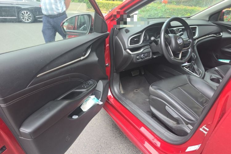 Used Buick GT 2015 15N Automatic Deluxe Edition Driver Seat