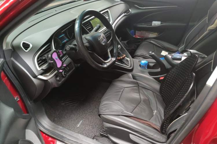 Used Buick GT 2015 15N Automatic Deluxe Edition Driver Seat