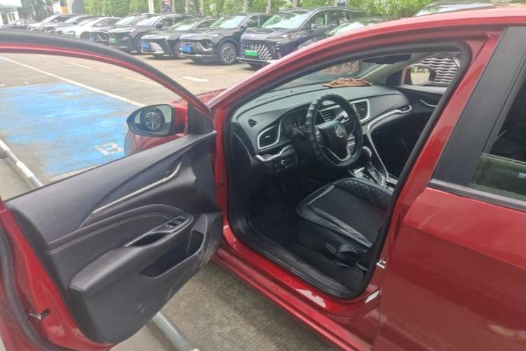 Used Buick GT 2015 15N Automatic Deluxe Edition Driver Seat