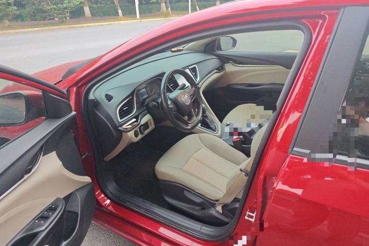 Used Buick GT 2015 15N Automatic Elite Version Driver Seat