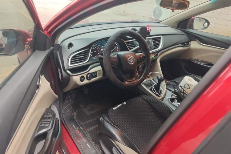 Used Buick GT 2015 15N Manual Elite Edition Driver Seat
