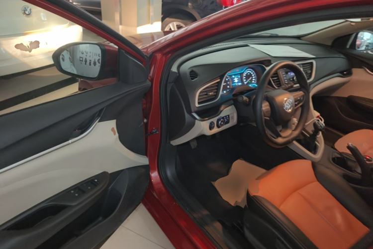 Used Buick GT 2015 15N Manual Elite Edition Driver Seat