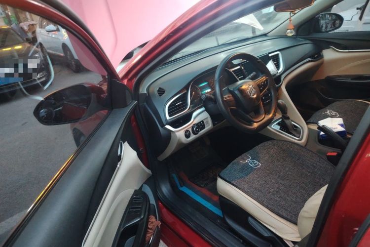 Used Buick GT 2015 15N Automatic Elite Version Driver Seat