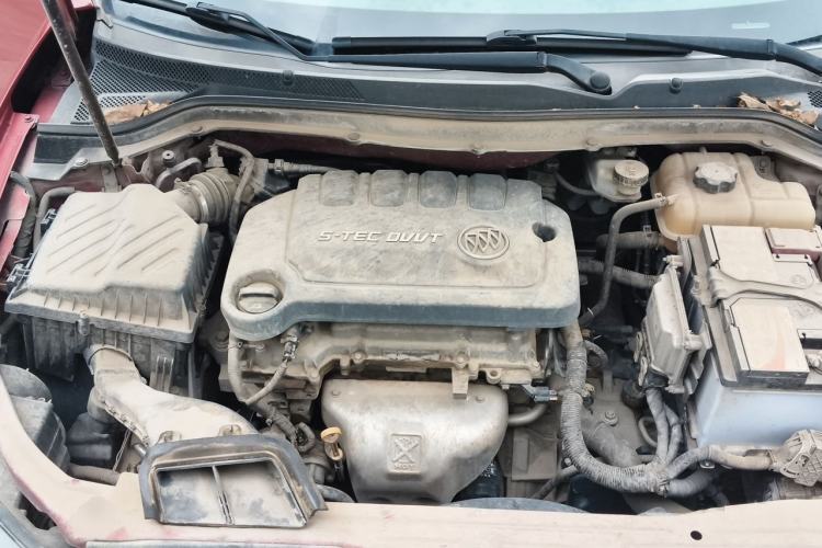 Used Buick GT 2015 15N Automatic Deluxe Edition Engine Bay