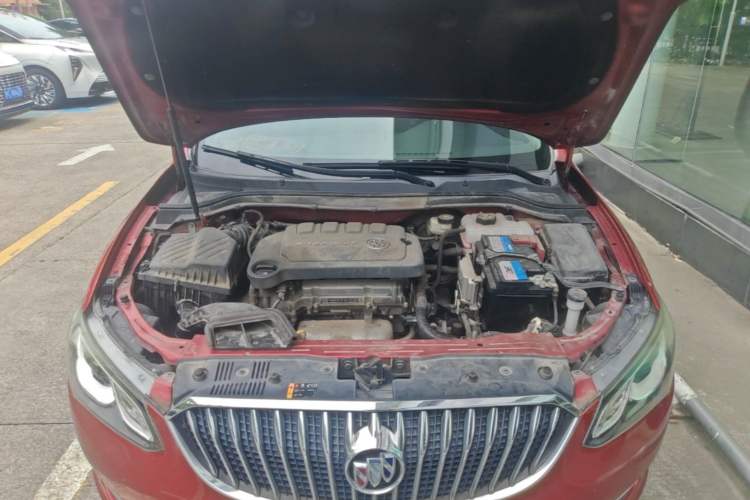 Used Buick GT 2015 15N Automatic Deluxe Edition Engine Bay