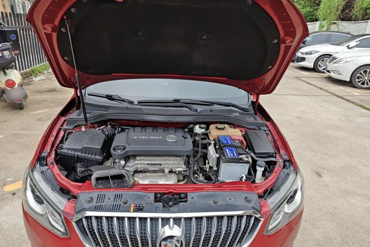 Used Buick GT 2015 15N Automatic Deluxe Edition Engine Bay