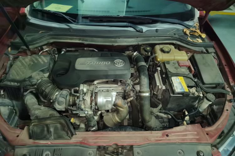 Used Buick GT 2015 18T Dual-Clutch Elite Model Engine Bay