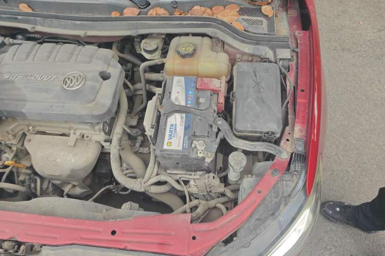Used Buick GT 2015 15N Automatic Elite Version Engine Bay Left