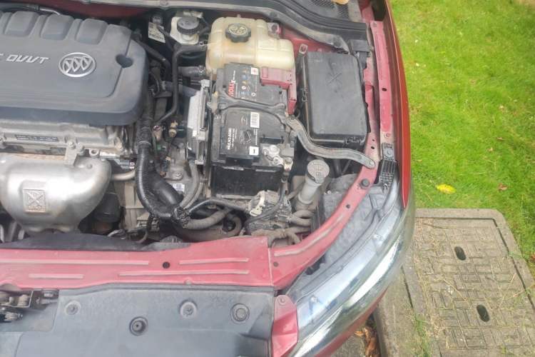 Used Buick GT 2015 15N Automatic Elite Version Engine Bay Left