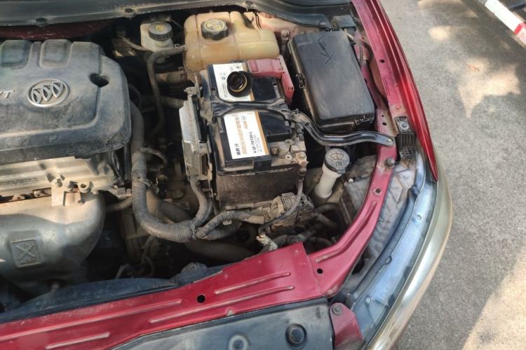 Used Buick GT 2015 15N Automatic Deluxe Edition Engine Bay Left