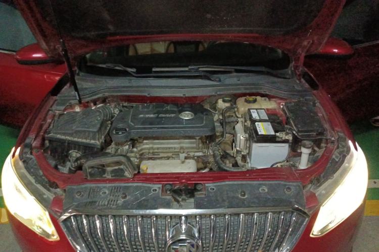 Used Buick GT 2015 15N Automatic Entry-Level Trim Engine Bay