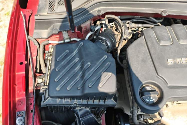 Used Buick GT 2015 15N Automatic Deluxe Edition Engine Bay Right