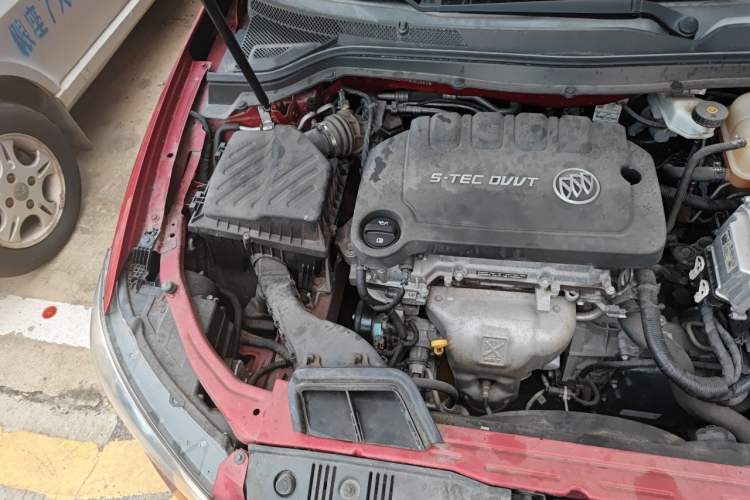 Used Buick GT 2015 15N Automatic Elite Version Engine Bay Right
