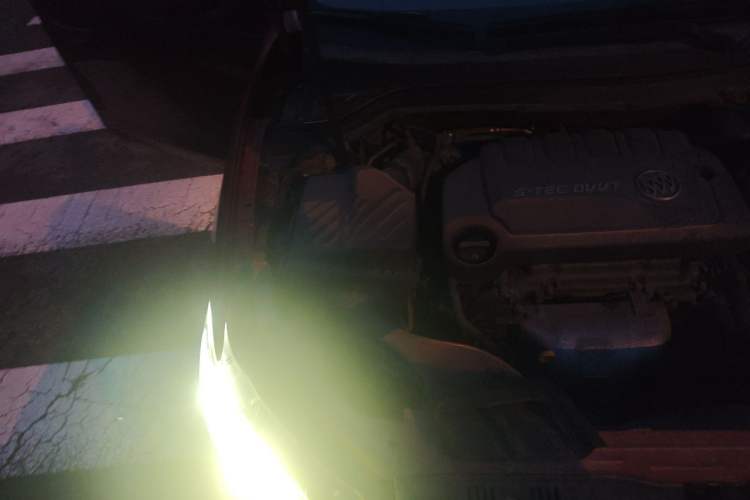 Used Buick GT 2015 15N Automatic Elite Version Engine Bay Right