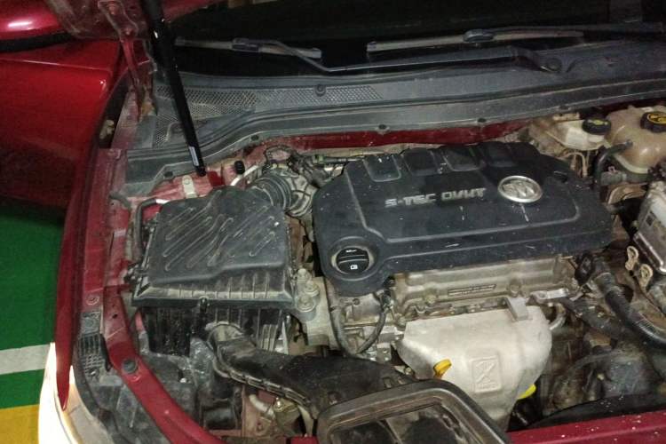 Used Buick GT 2015 15N Automatic Entry-Level Trim Engine Bay Right