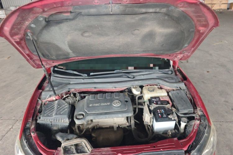 Used Buick GT 2015 15N Automatic Deluxe Edition Engine Bay