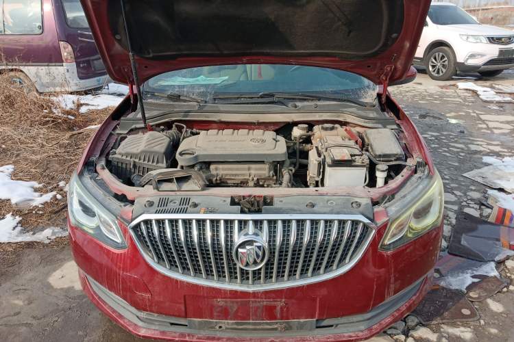 Used Buick GT 2015 15N Manual Luxury Version Engine Bay