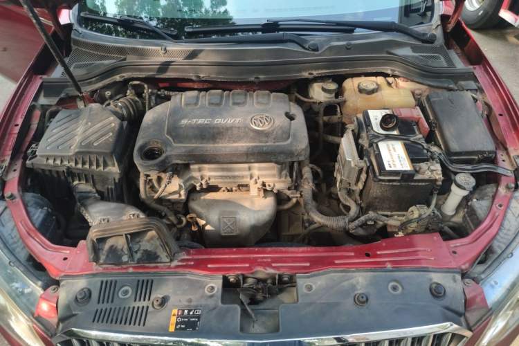 Used Buick GT 2015 15N Automatic Deluxe Edition Engine Bay