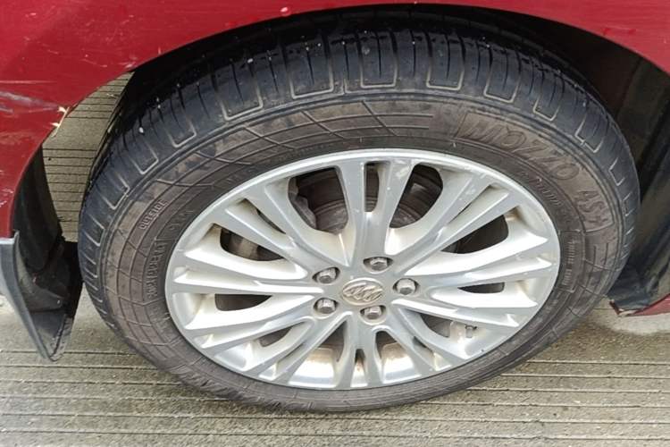 Used Buick GT 2015 15N Manual Elite Edition Exterior 5