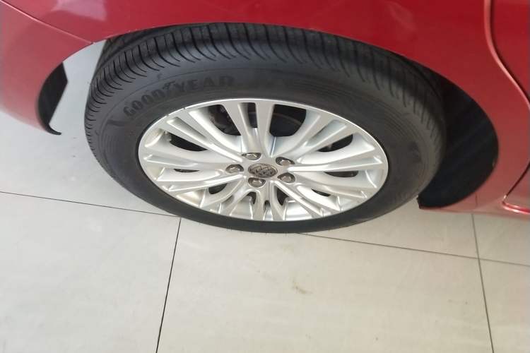 Used Buick GT 2015 15N Automatic Elite Version Exterior 5