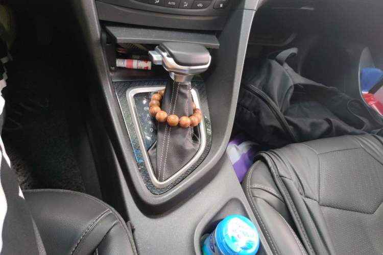 Used Buick GT 2015 15N Automatic Deluxe Edition Gear Lever