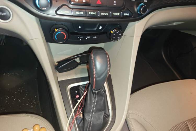 Used Buick GT 2015 15N Automatic Entry-Level Trim Gear Lever