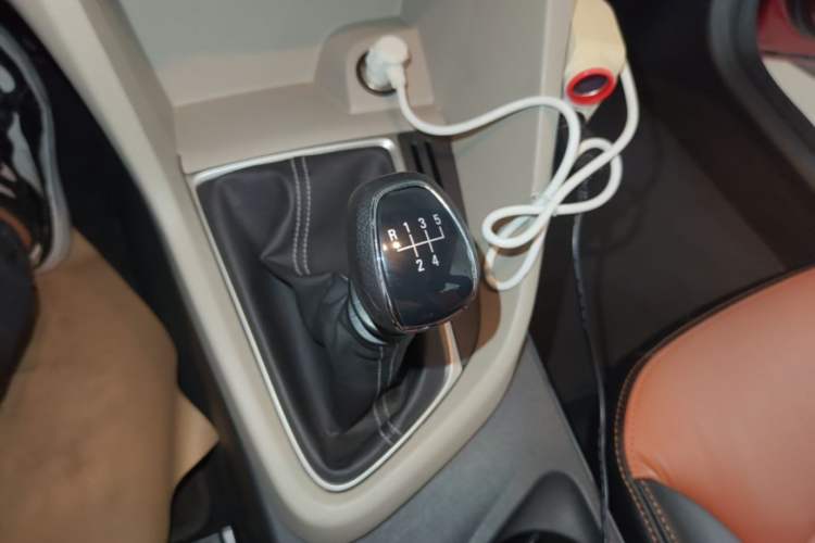 Used Buick GT 2015 15N Manual Elite Edition Gear Lever