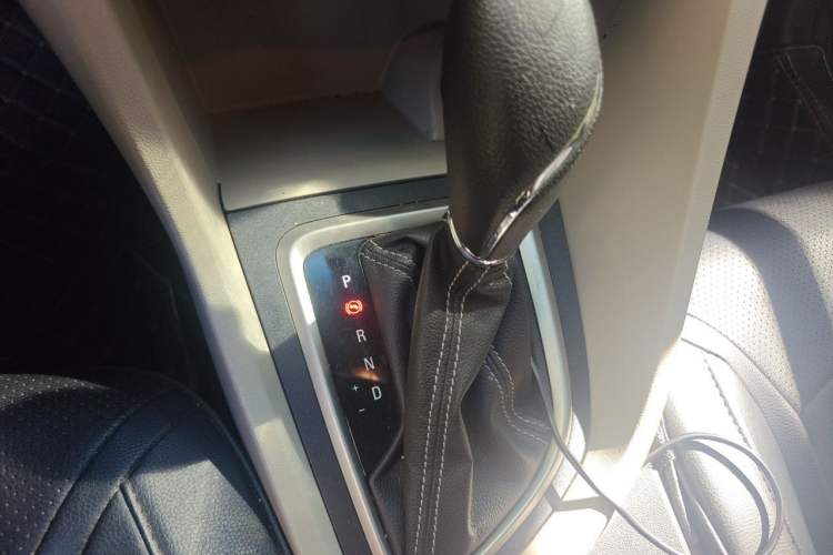 Used Buick GT 2015 15N Automatic Entry-Level Trim Gear Lever