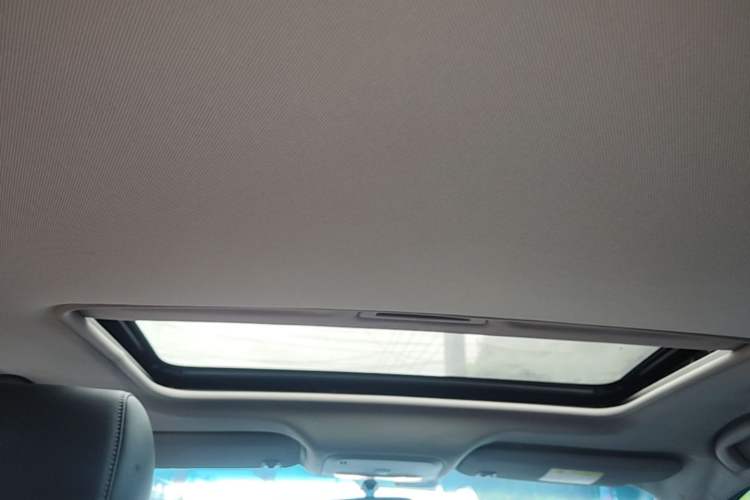 Used Buick GT 2015 15N Automatic Deluxe Edition Headliner