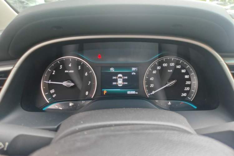 Used Buick GT 2015 15N Automatic Deluxe Edition Instrument Cluster