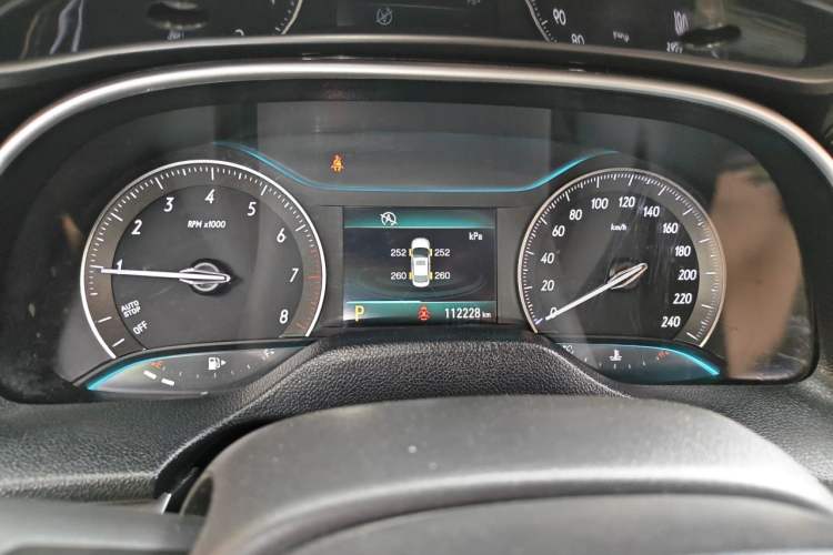 Used Buick GT 2015 15N Automatic Elite Version Instrument Cluster