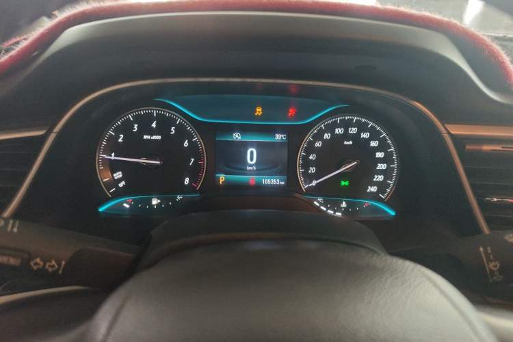 Used Buick GT 2015 15N Automatic Deluxe Edition Instrument Cluster
