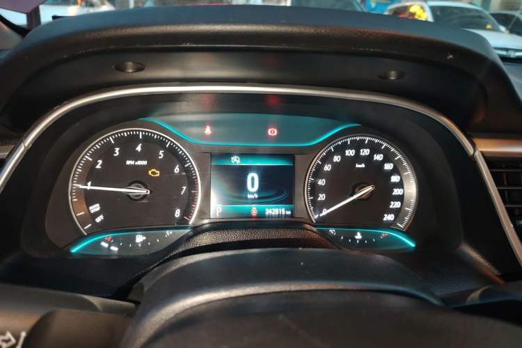 Used Buick GT 2015 15N Automatic Elite Version Instrument Cluster