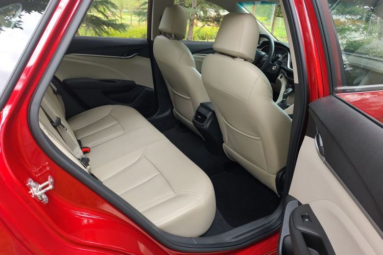 Used Buick GT 2015 15N Automatic Elite Version Interior 3