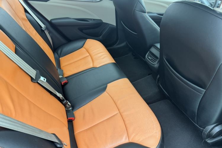Used Buick GT 2015 15N Manual Elite Edition Interior 3