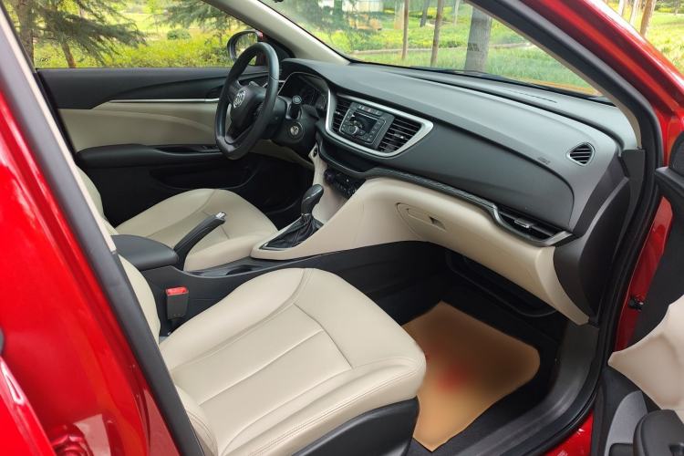 Used Buick GT 2015 15N Automatic Elite Version Interior 4