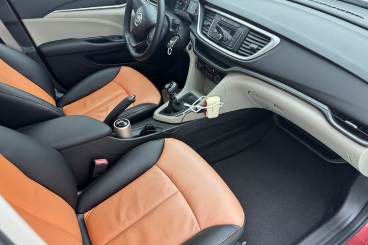 Used Buick GT 2015 15N Manual Elite Edition Interior 4