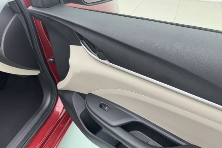 Used Buick GT 2015 15N Manual Elite Edition Interior 6