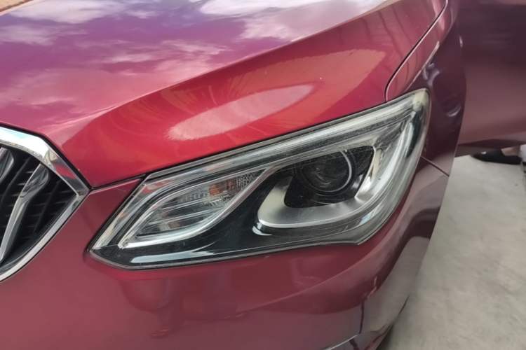 Used Buick GT 2015 15N Automatic Elite Version Left Front Headlight
