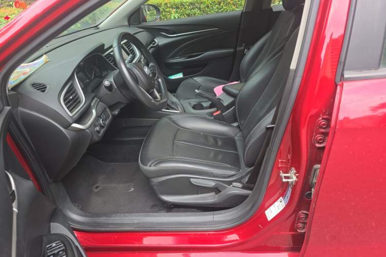 Used Buick GT 2015 15N Automatic Deluxe Edition Left Front Seat